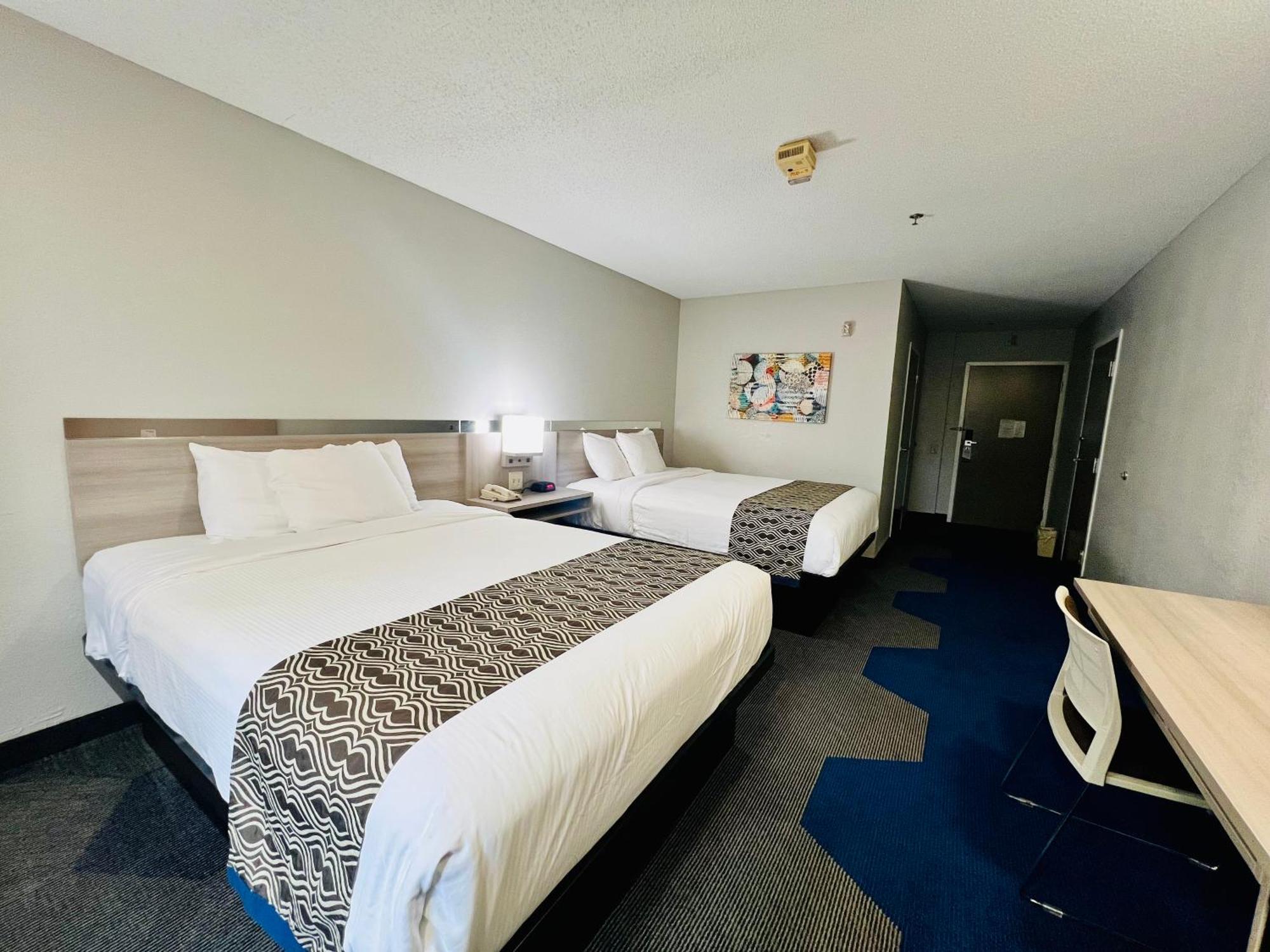 Microtel Inn Georgetown - Lexington North Exteriér fotografie