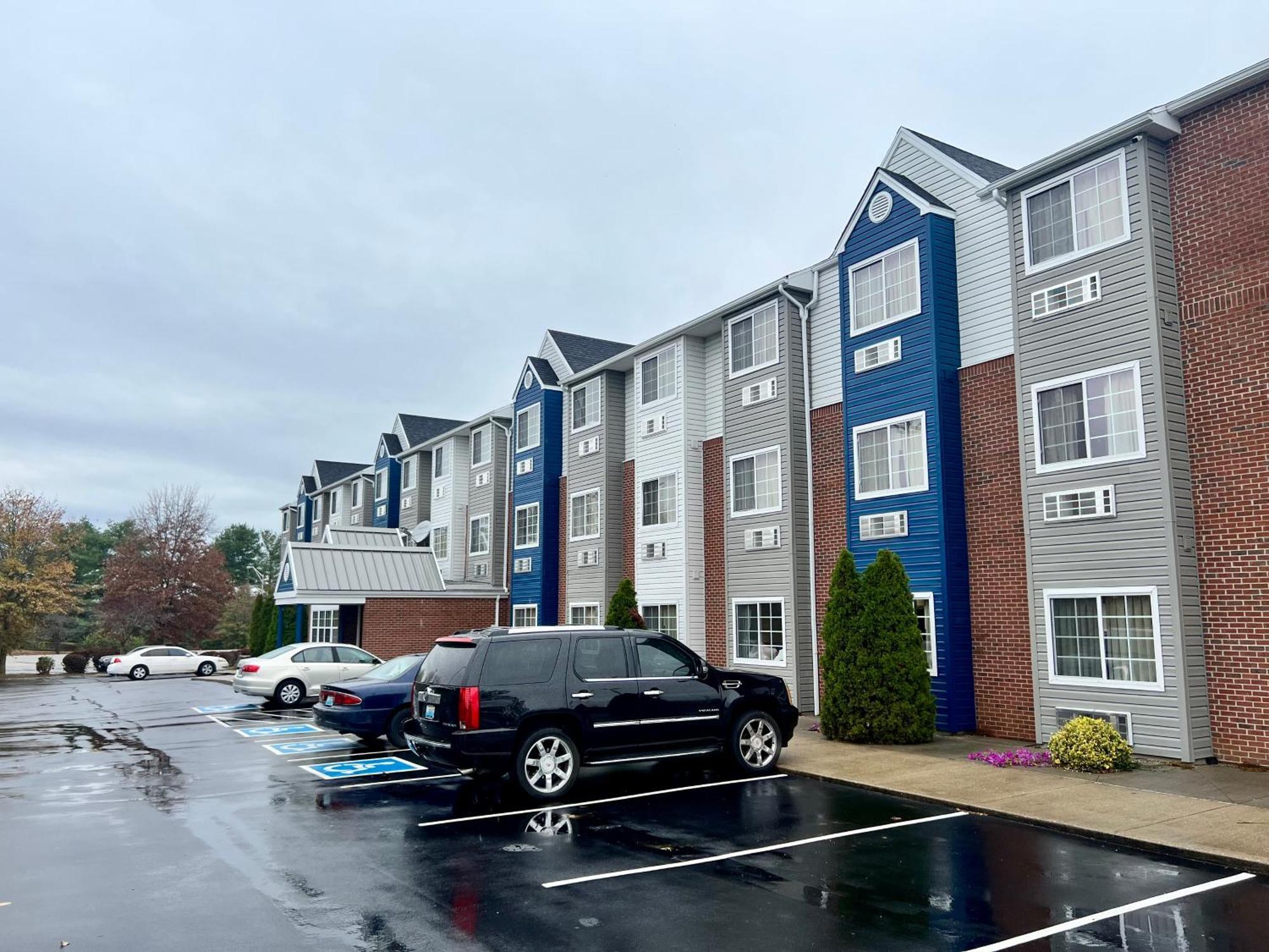Microtel Inn Georgetown - Lexington North Exteriér fotografie